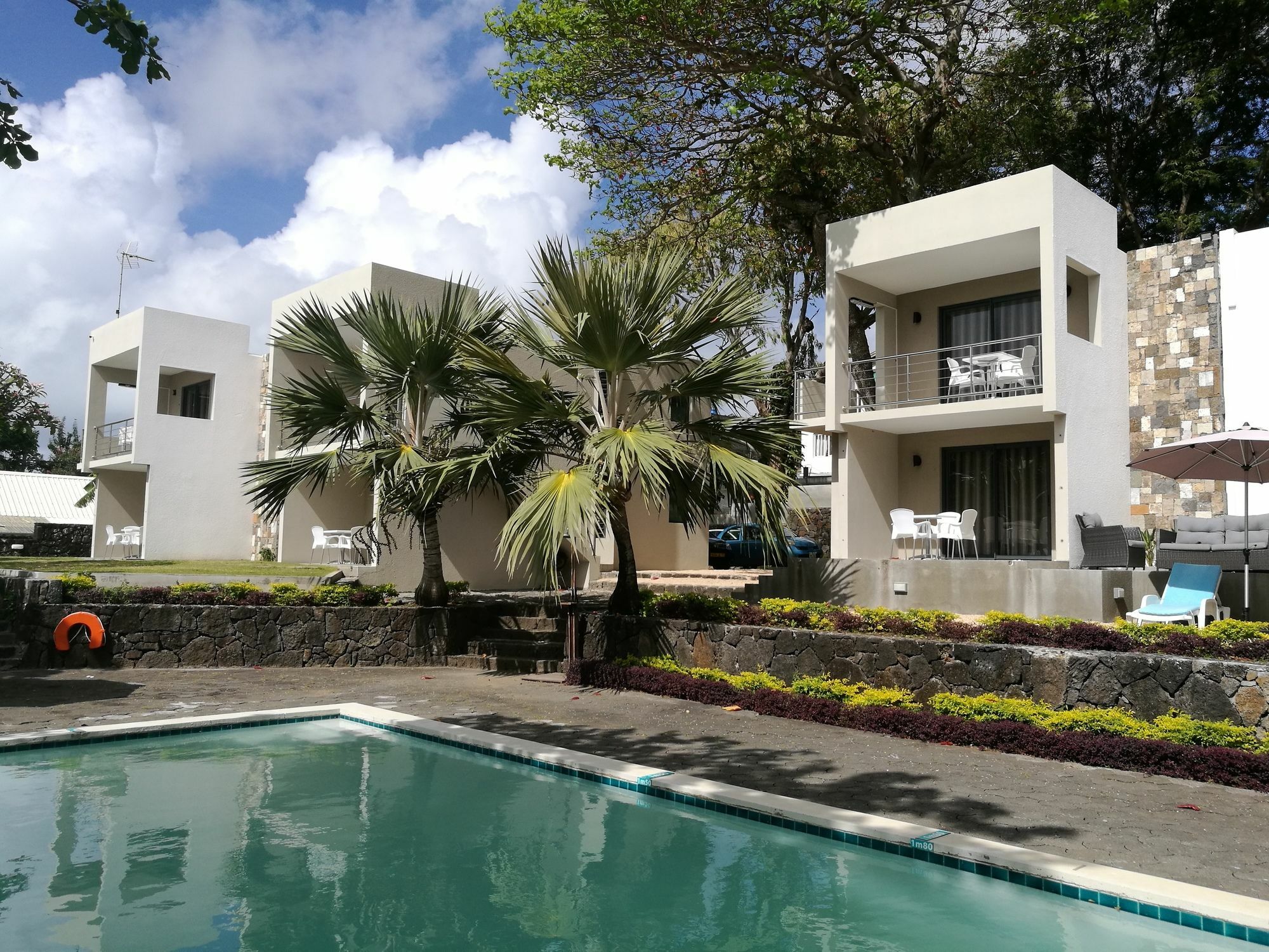 Valmarin Seafront Apartments Trou d'Eau Douce Bagian luar foto